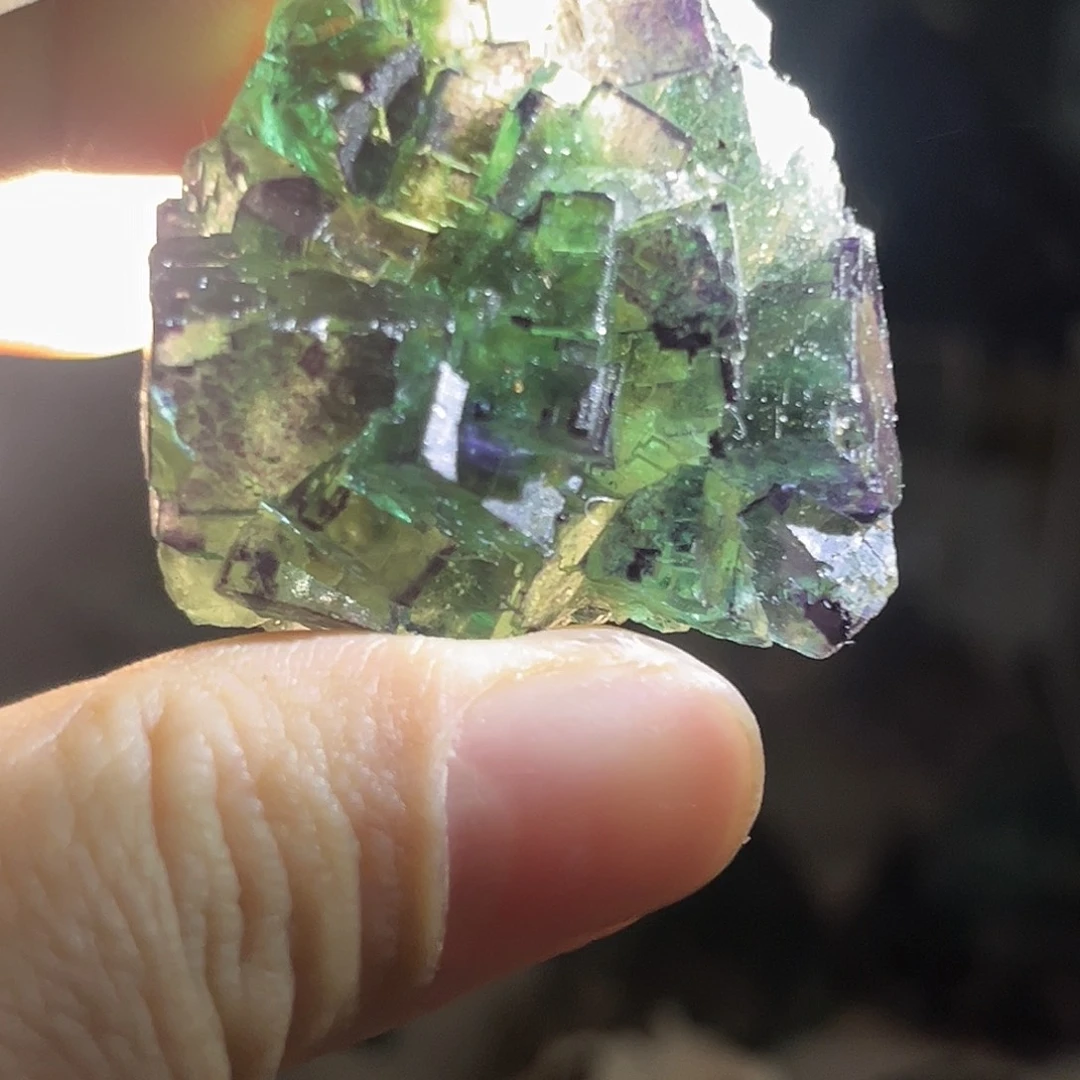 石材纳米比亚紫色边边萤石