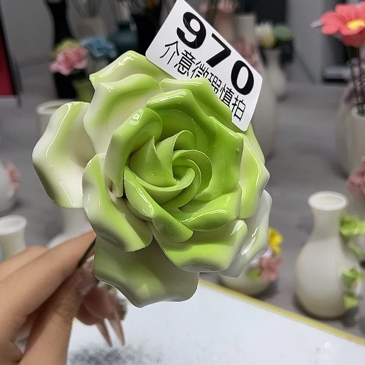 陶瓷纯手工捏花设计