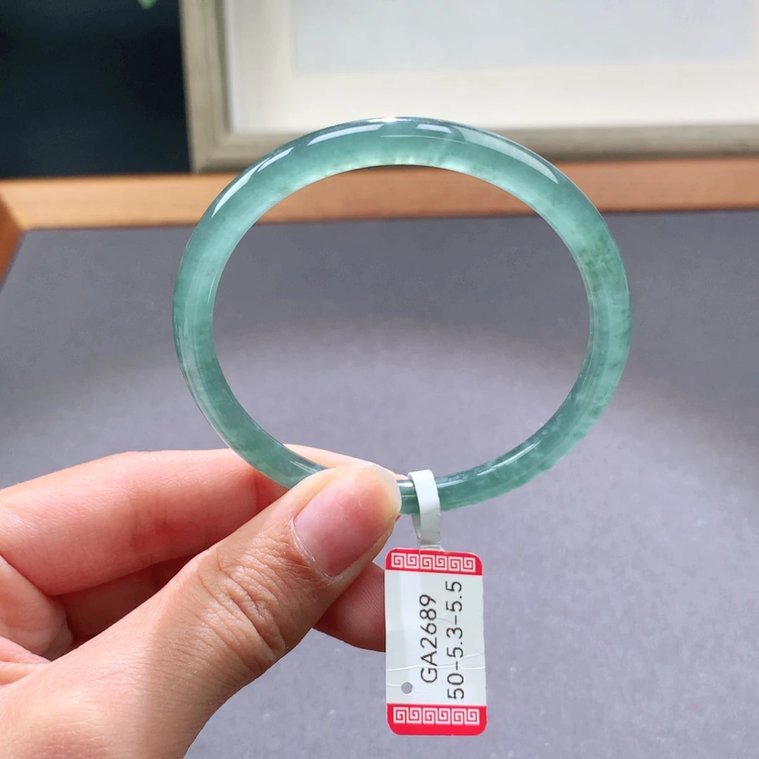 翡翠手镯未镶嵌天然翡翠手镯叮当镯