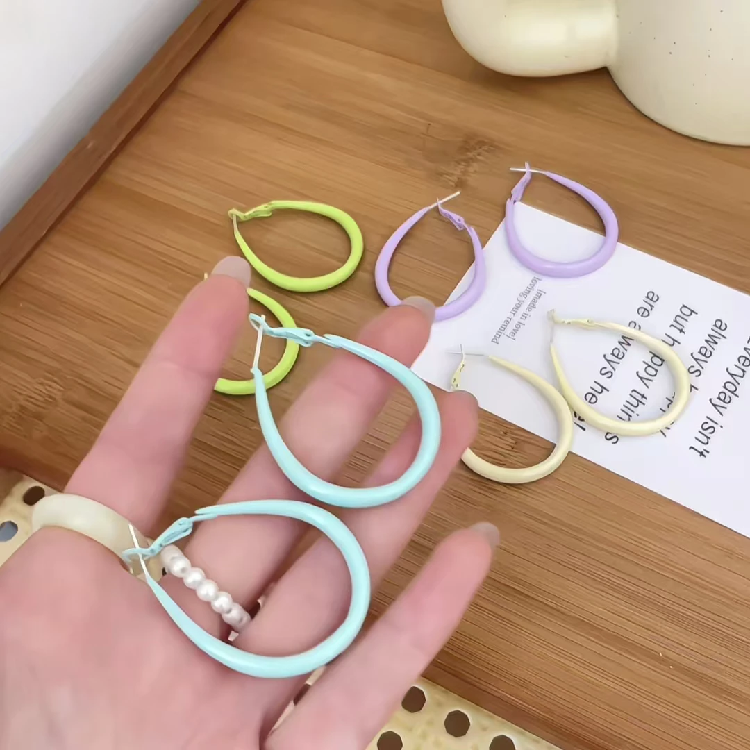 合金耳饰 春夏糖果色水滴耳圈温柔甜美气质耳环小众高级感耳饰