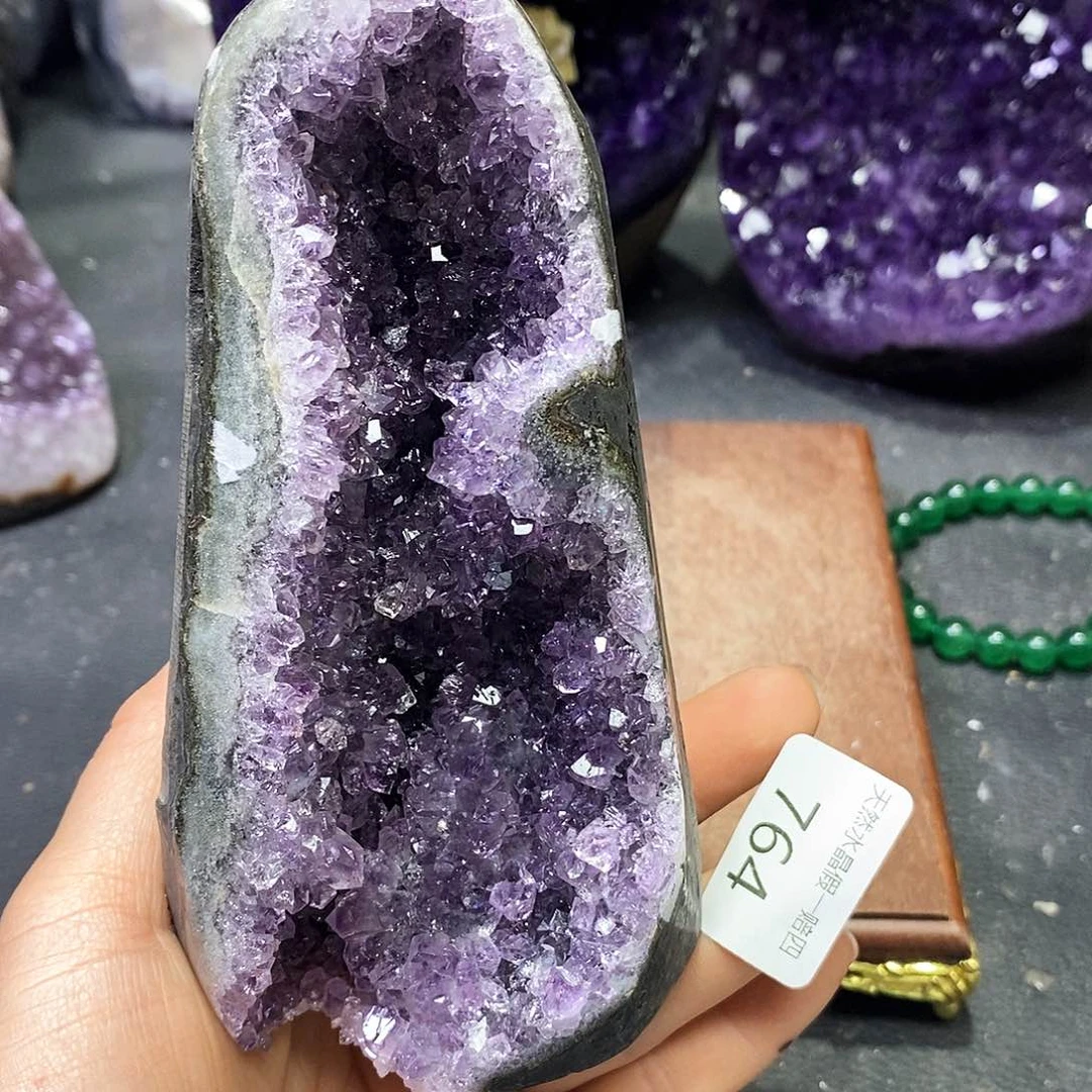 水晶大型摆件（非配饰）未镶嵌