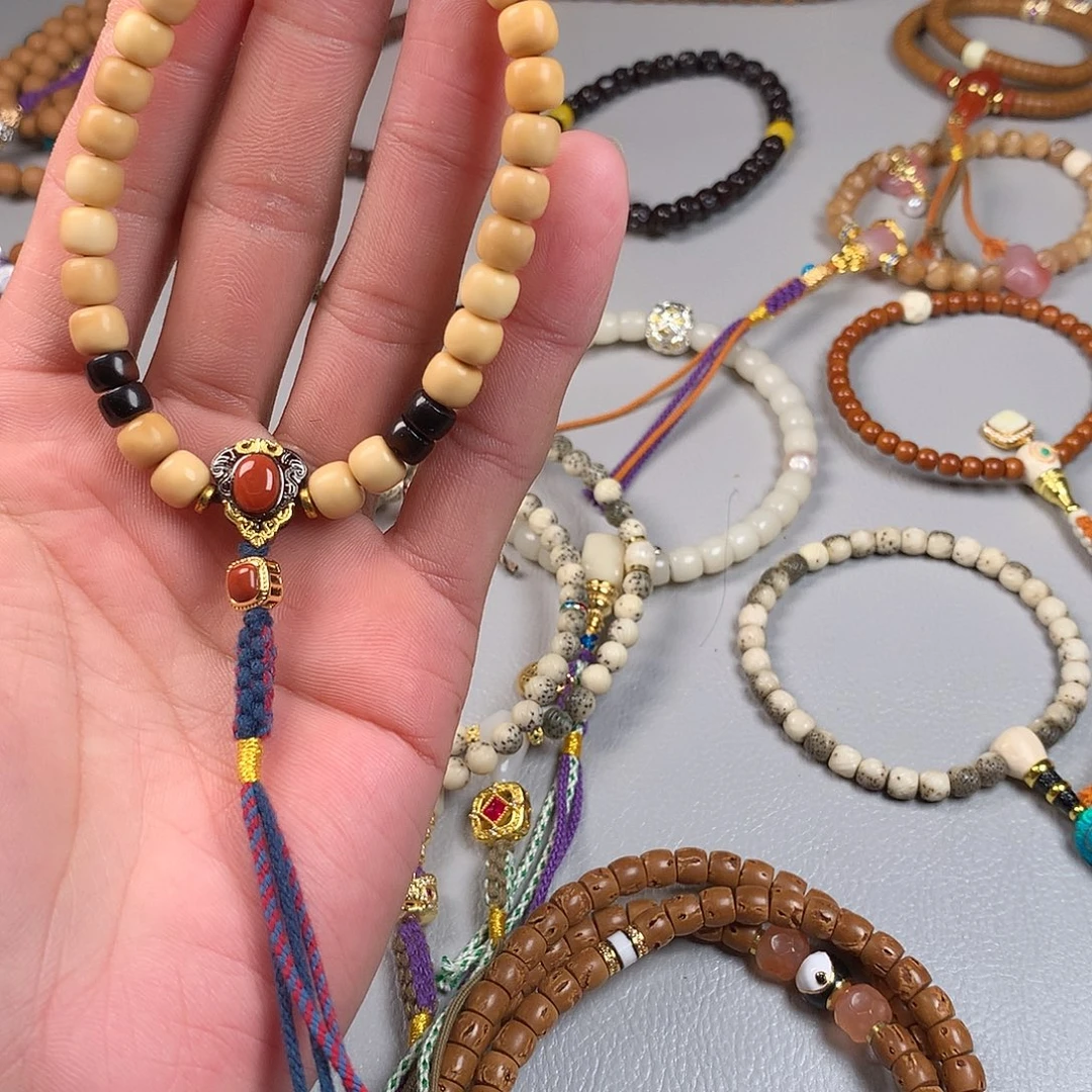 吊坠龙脊菩提。。。。。。。。。。