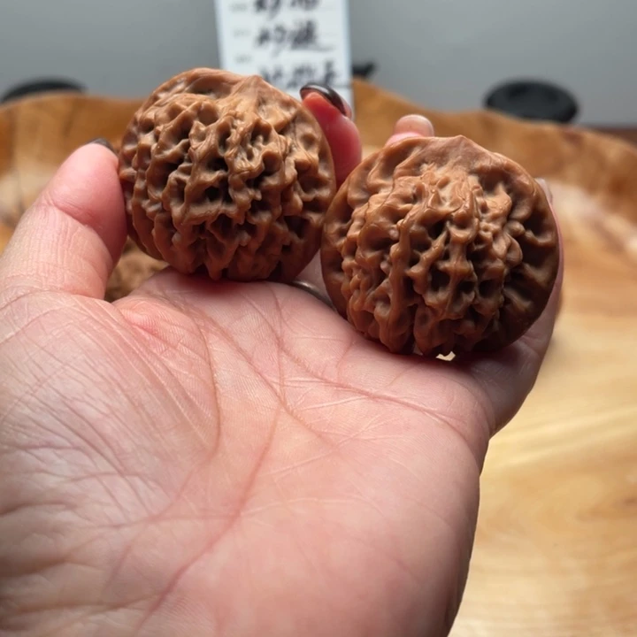 L***w手串/手链核桃秦岭野生核桃