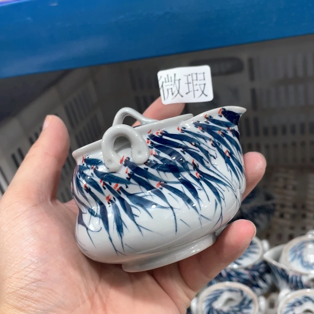 釉下手绘茶具微瑕
