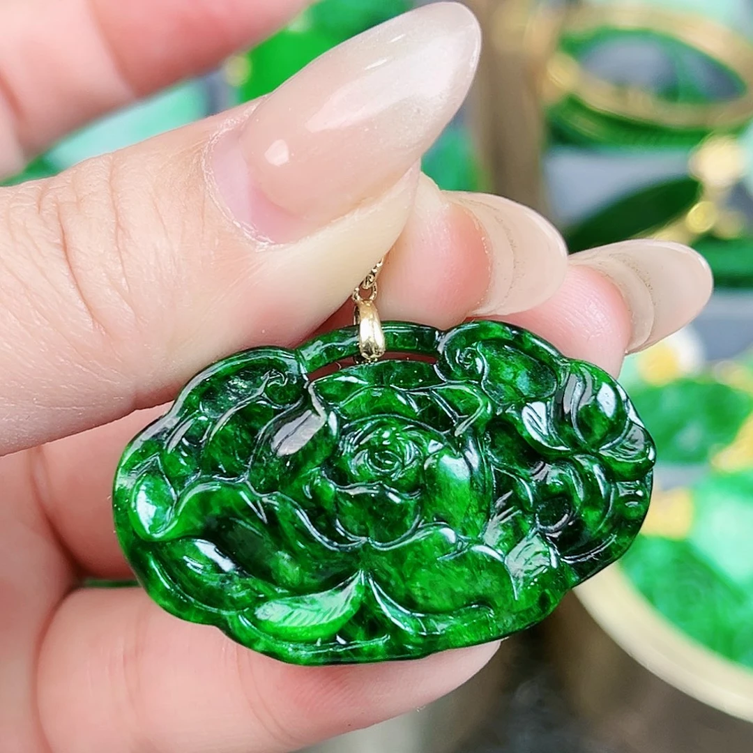 翡翠颈饰18K金镶嵌吊坠