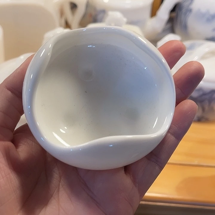 福利待遇多多哦哦哦