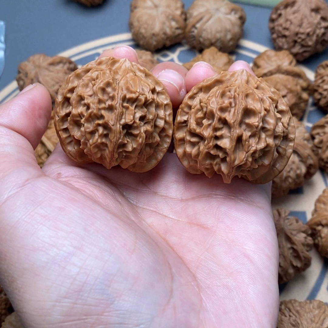 文玩核桃吊坠苹果42