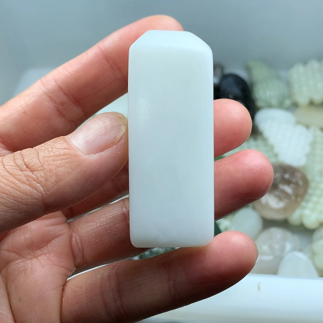 和田玉把件未镶嵌酷*星