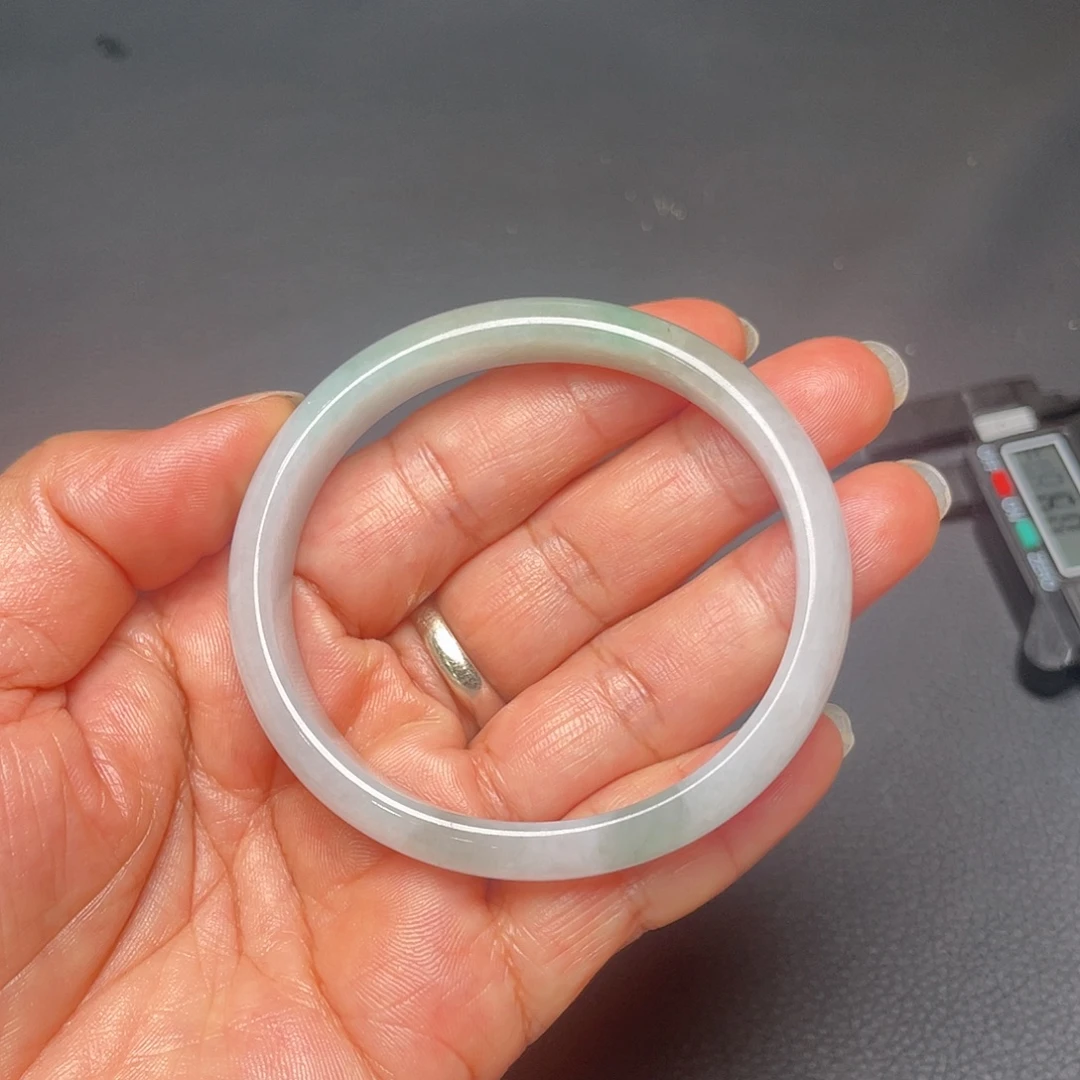 翡翠未镶嵌手镯高冰贵妃手镯