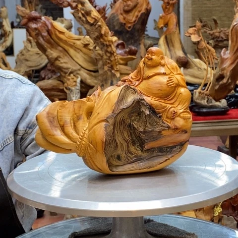 柏木梁*太行崖柏根雕