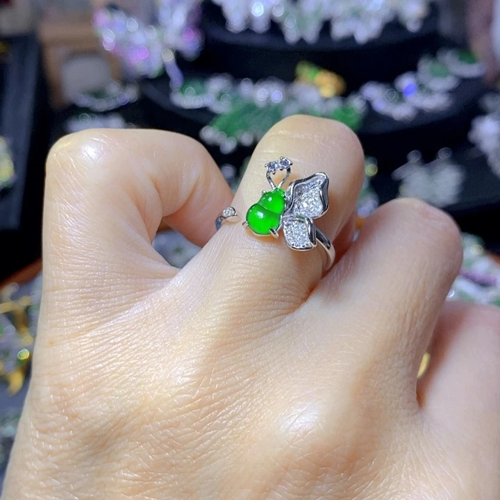 翡翠戒指银S925镶嵌天然翡翠