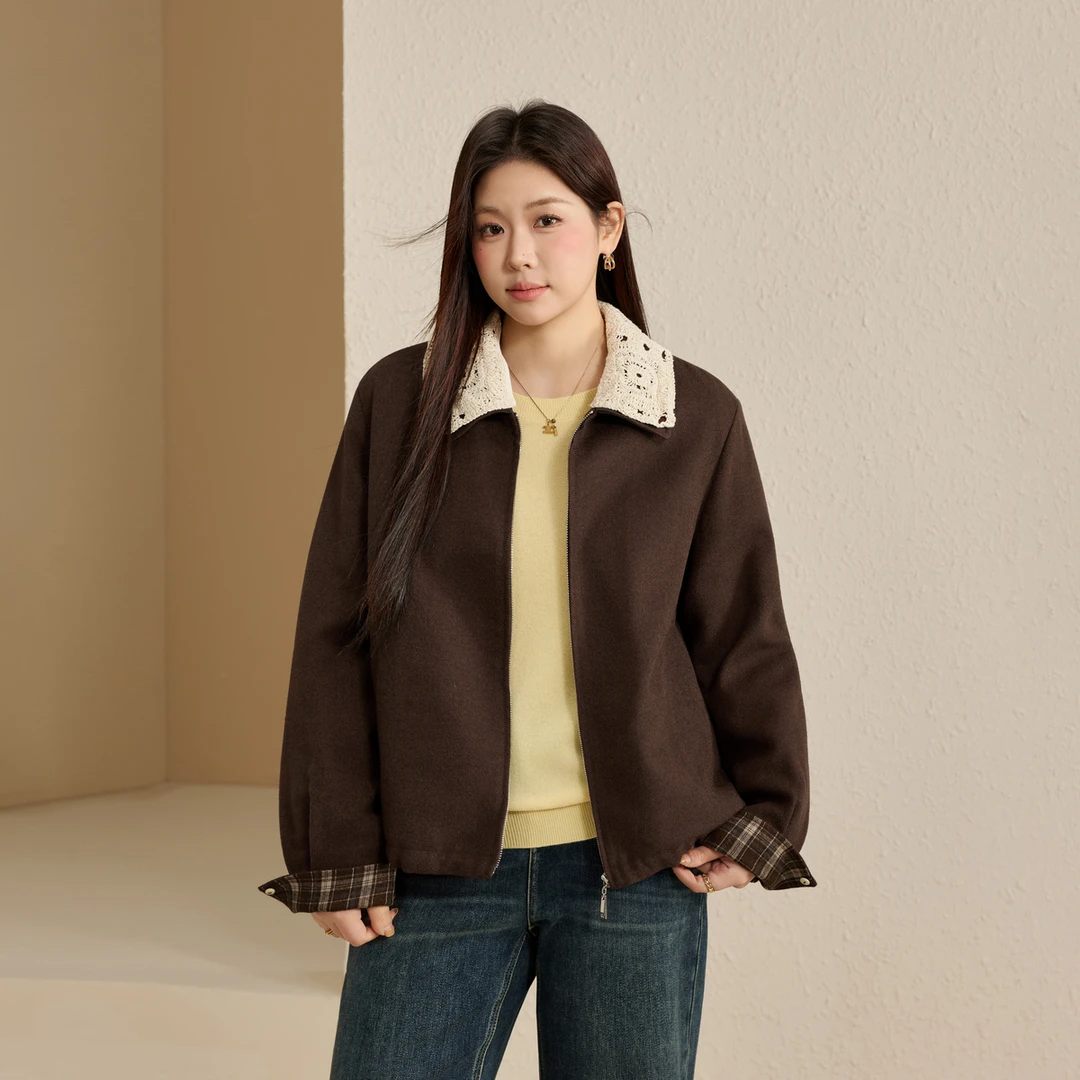 纤莉秀W大码女装复古设计感别致优雅领花气质时尚夹棉外套QK4673