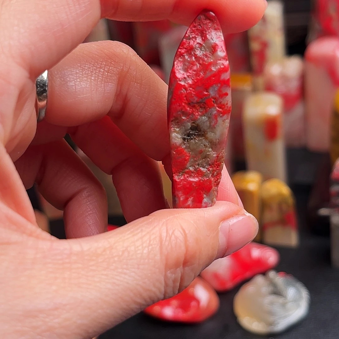 昌化石印石鸡血石随形章