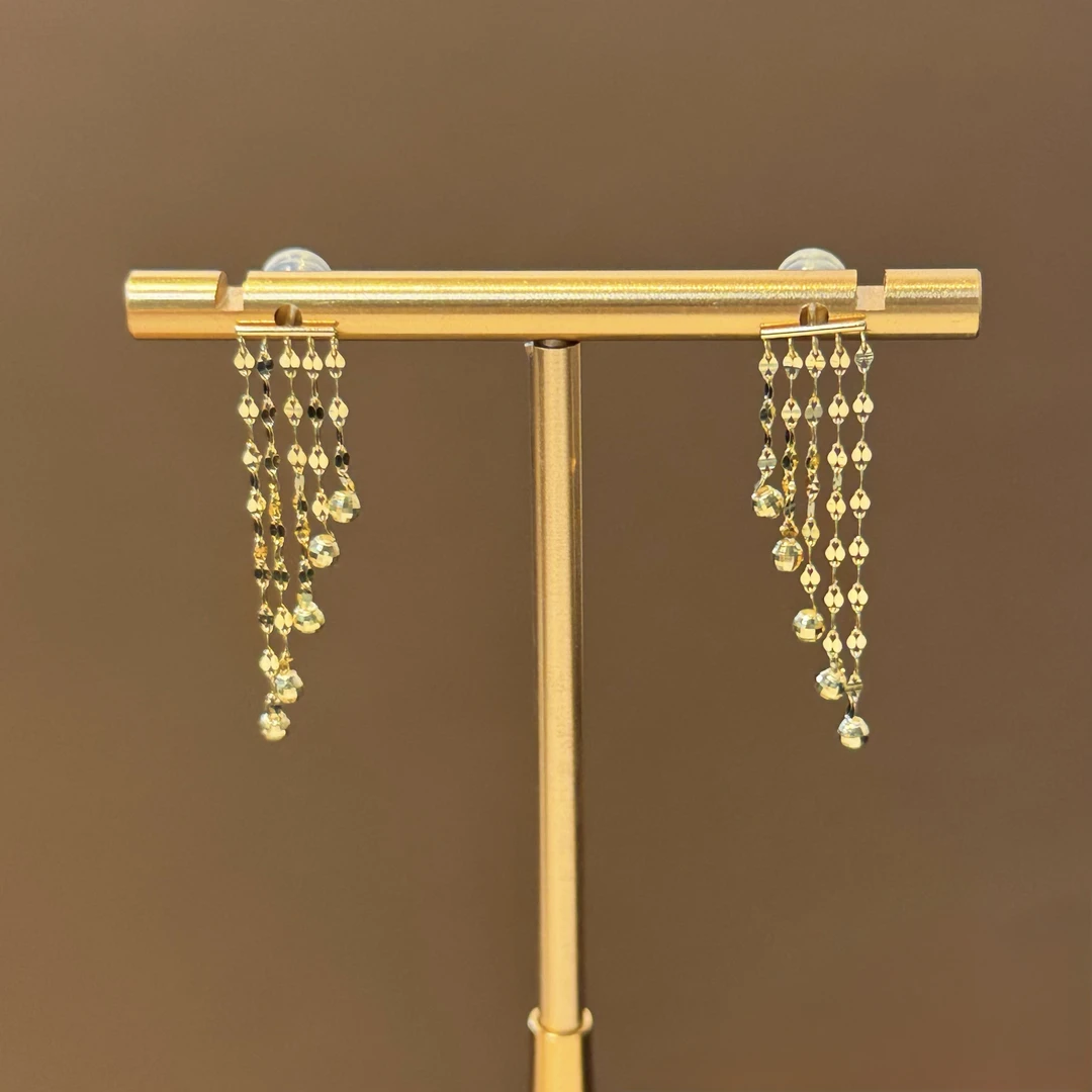 【巧儿专属】18k金嘴唇流苏耳饰短款