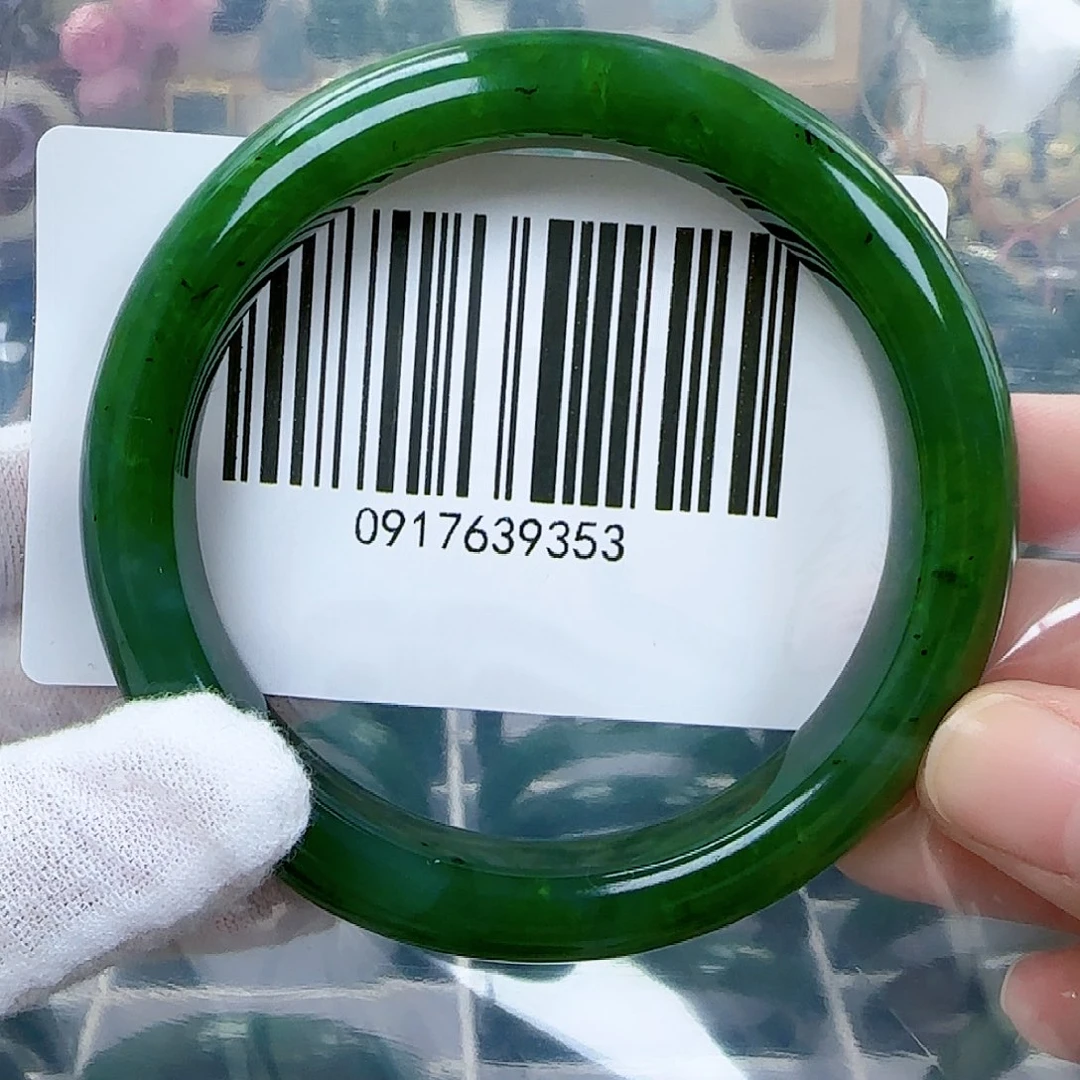 和田玉（碧玉）手镯未镶嵌包容6061