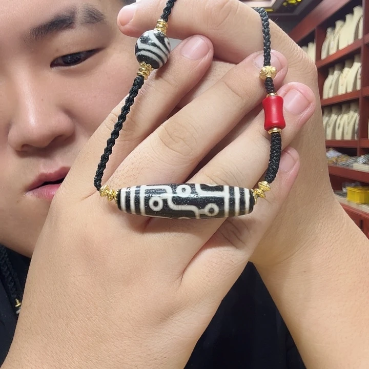 玛瑙/玉髓未镶嵌珠宝奇石