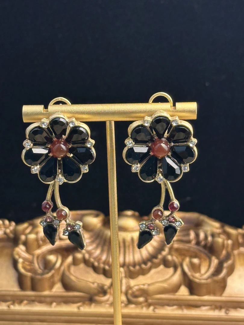 铜合金琉璃耳饰 中古镀金做旧黑色花朵耳饰 1813E