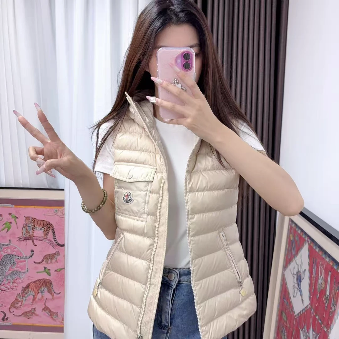 95新 MONCLER 麦殿/羽绒马甲米色2码/251128CYEXY11