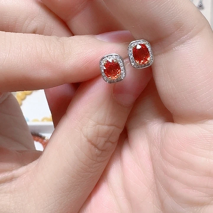 蓝宝石耳饰银S925镶嵌耳钉