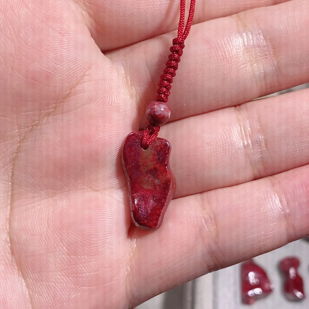 天然辰砂原矿挂坠