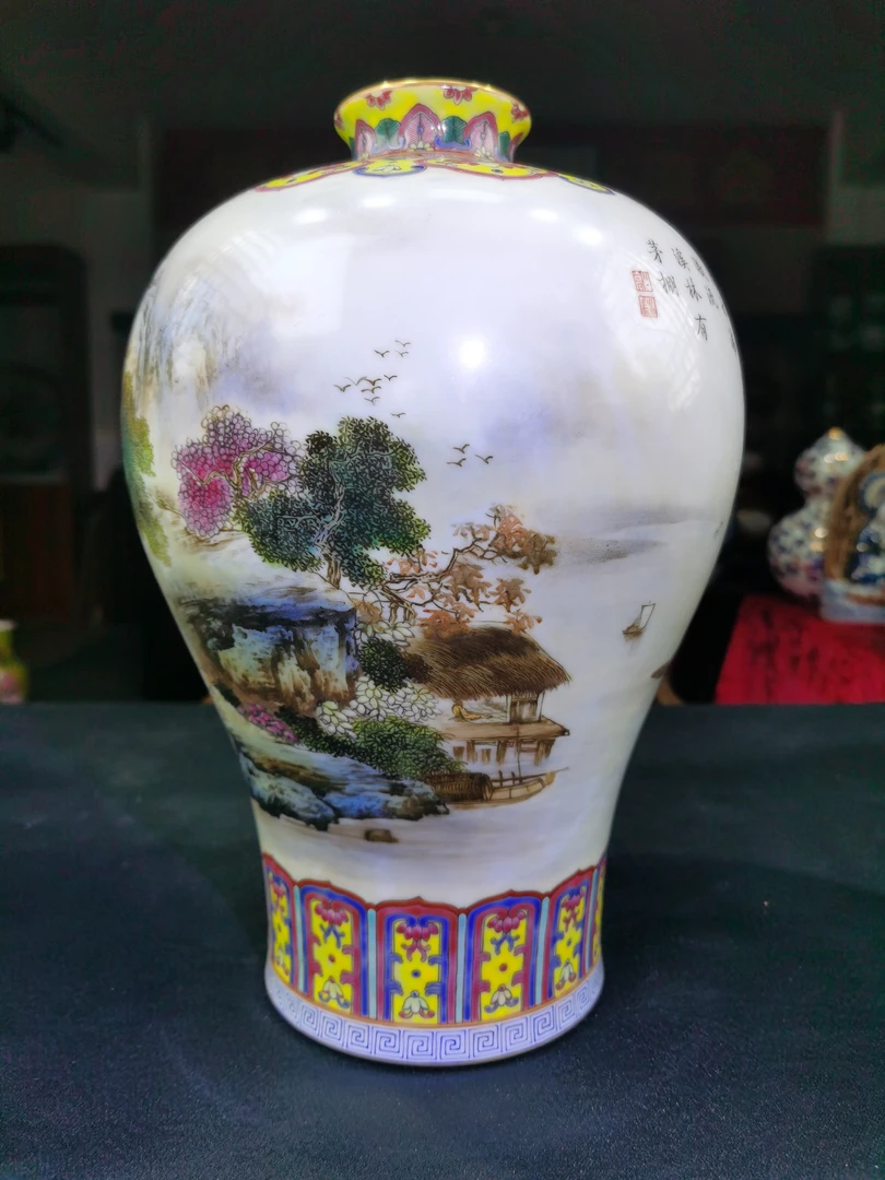 景德镇手工手绘古法青花五彩山水梅瓶家居会所办公室摆件送礼佳品