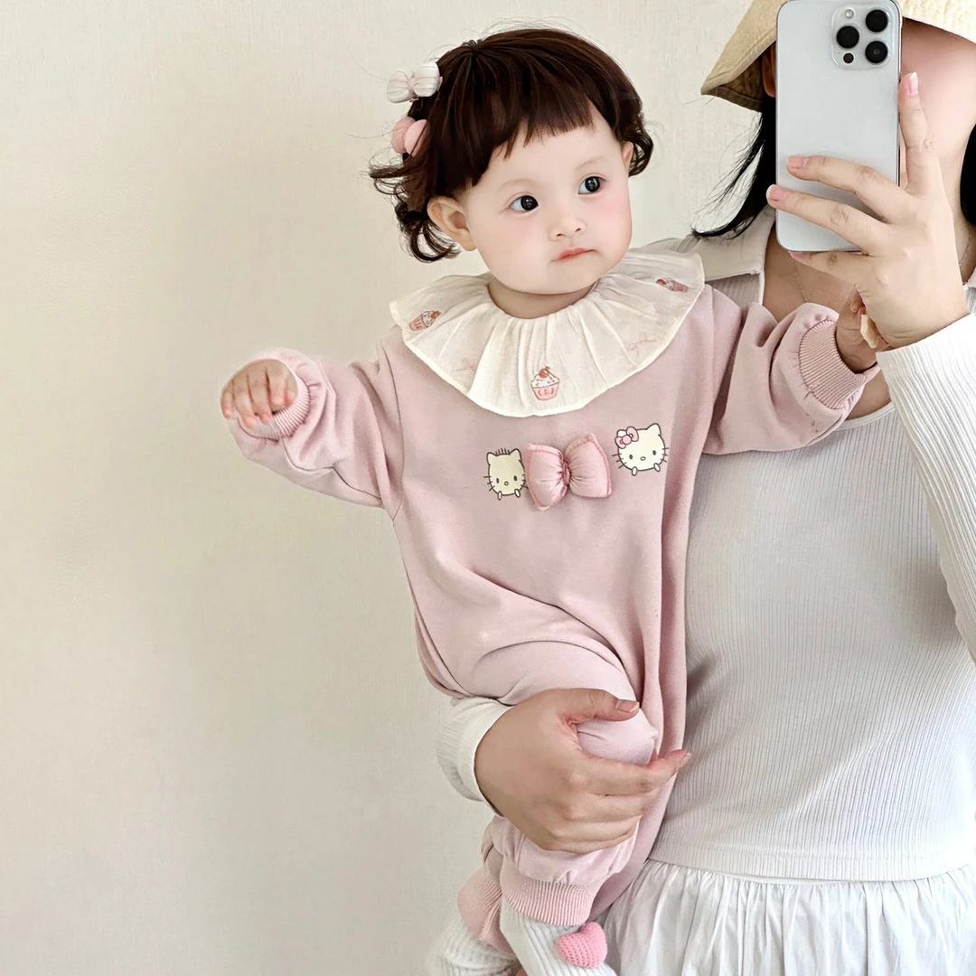 婴儿衣服秋装婴幼儿女宝宝连体衣百天小月龄外出爬服春秋公主哈衣