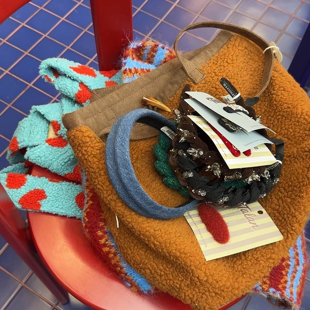 sj自选择发饰包包围巾