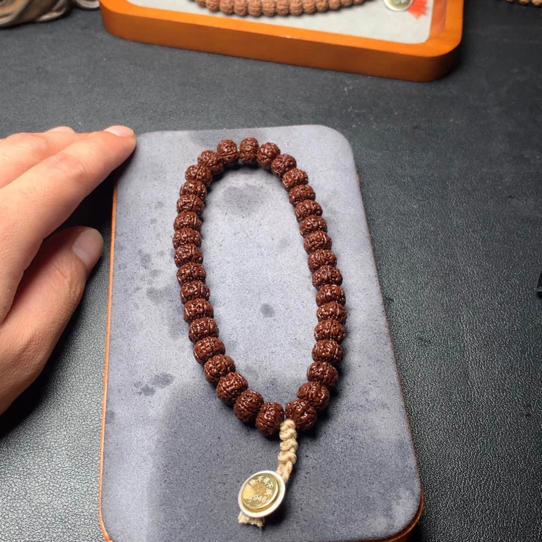 金刚菩提吊坠老树王