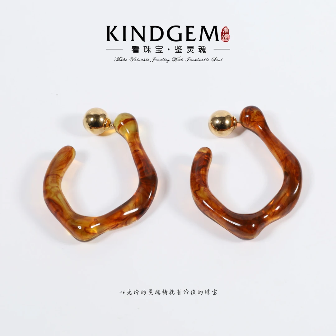 铜合金耳饰 KindGem 焦糖色复古秋冬氛围感几何时尚耳圈 C-44715