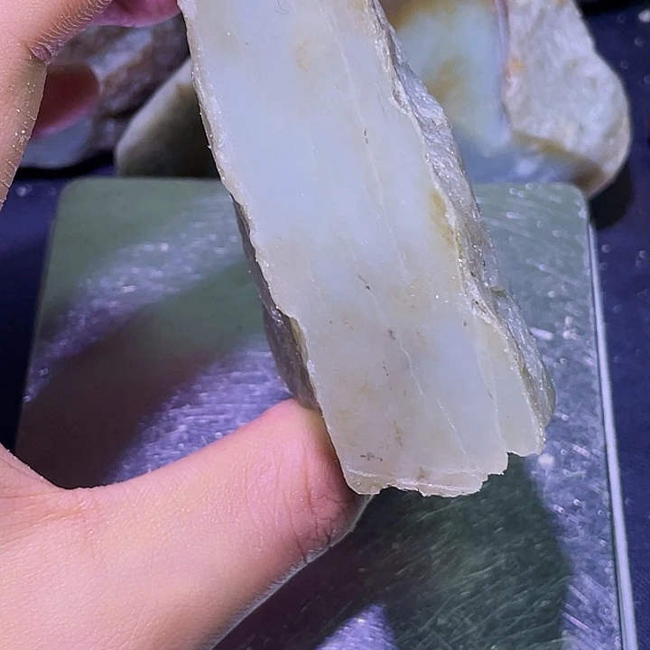 和田玉（糖玉）未镶嵌珠宝半成品