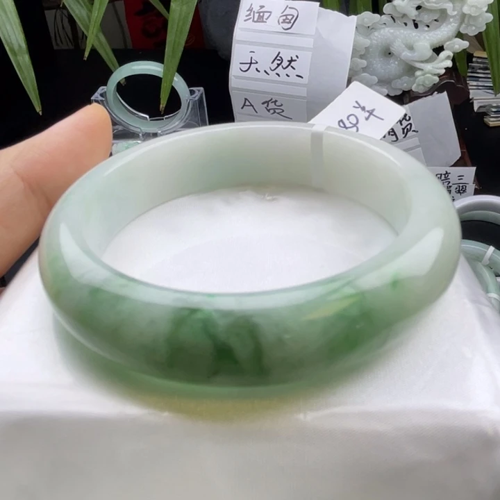 手链翡翠未镶嵌天然55.56