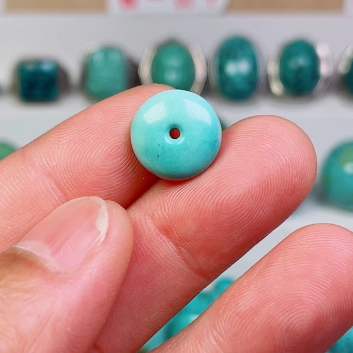 未镶嵌绿松石珠宝奇石