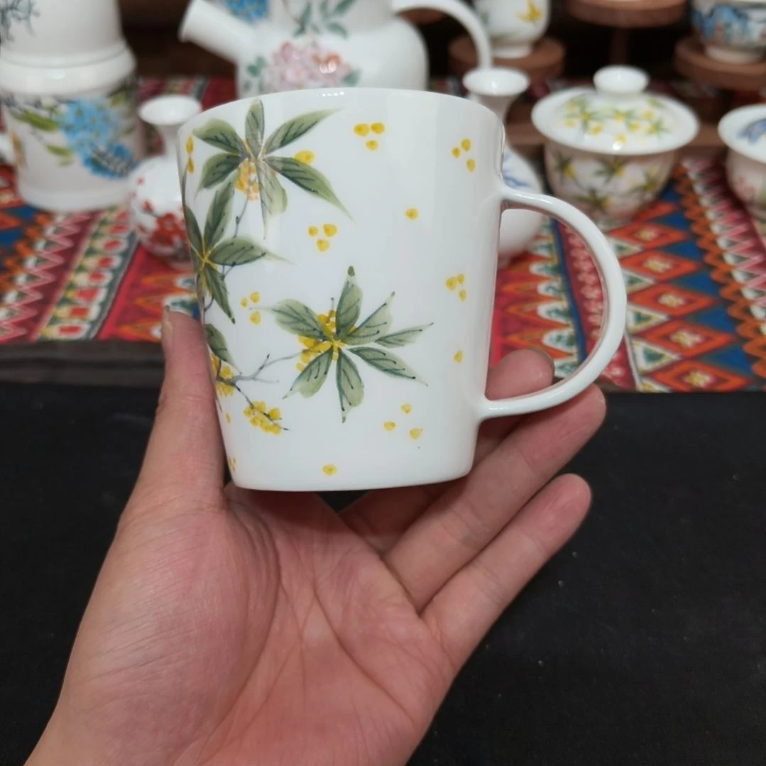 摆件景德镇手工手绘高温瓷器