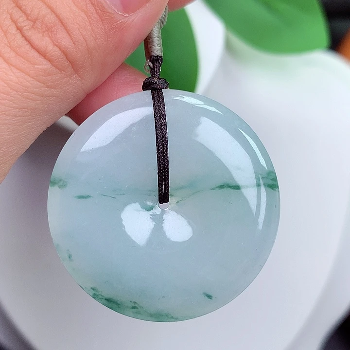 颈饰未镶嵌翡翠平安扣 36x5.8mm