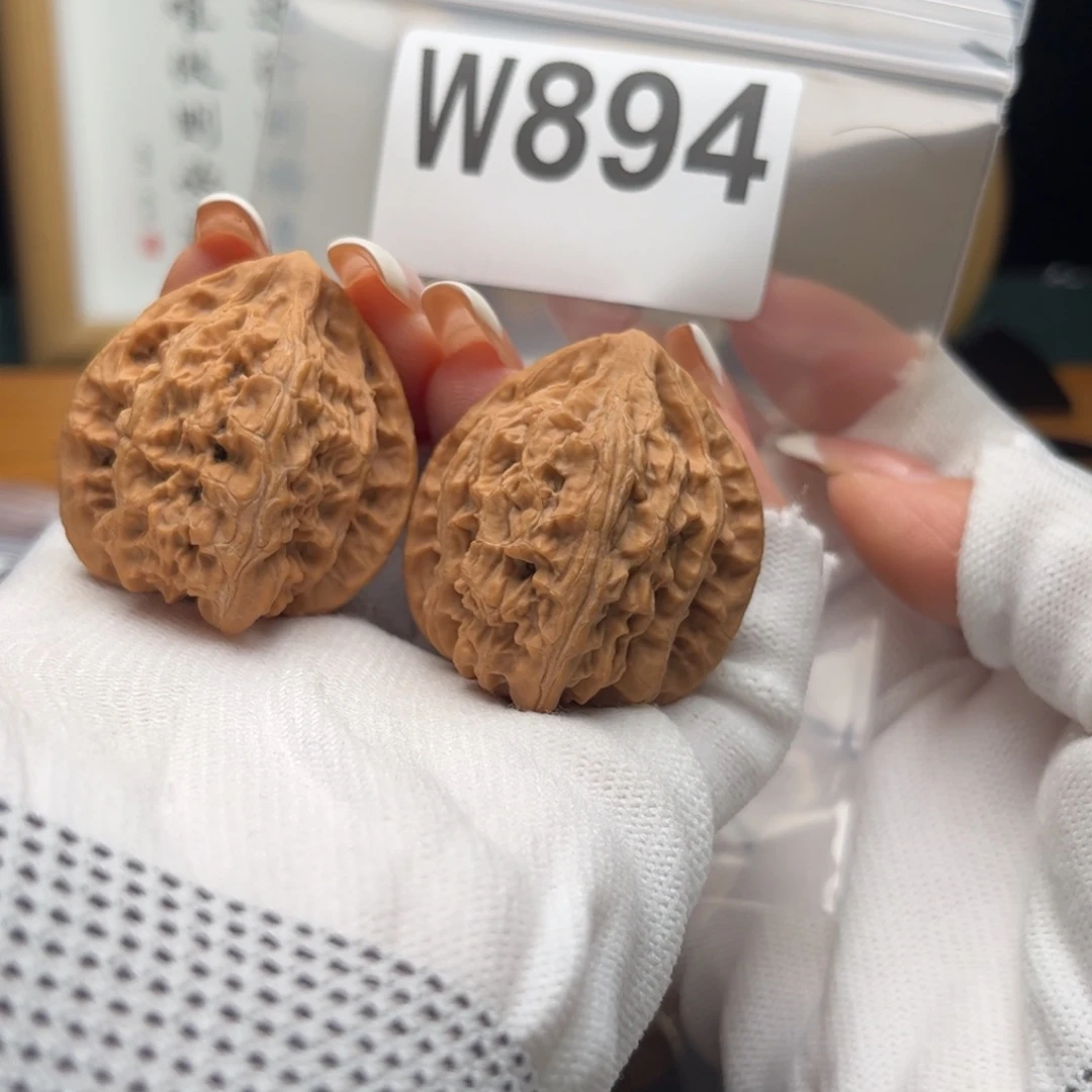 文玩核桃把件36火焰w 894