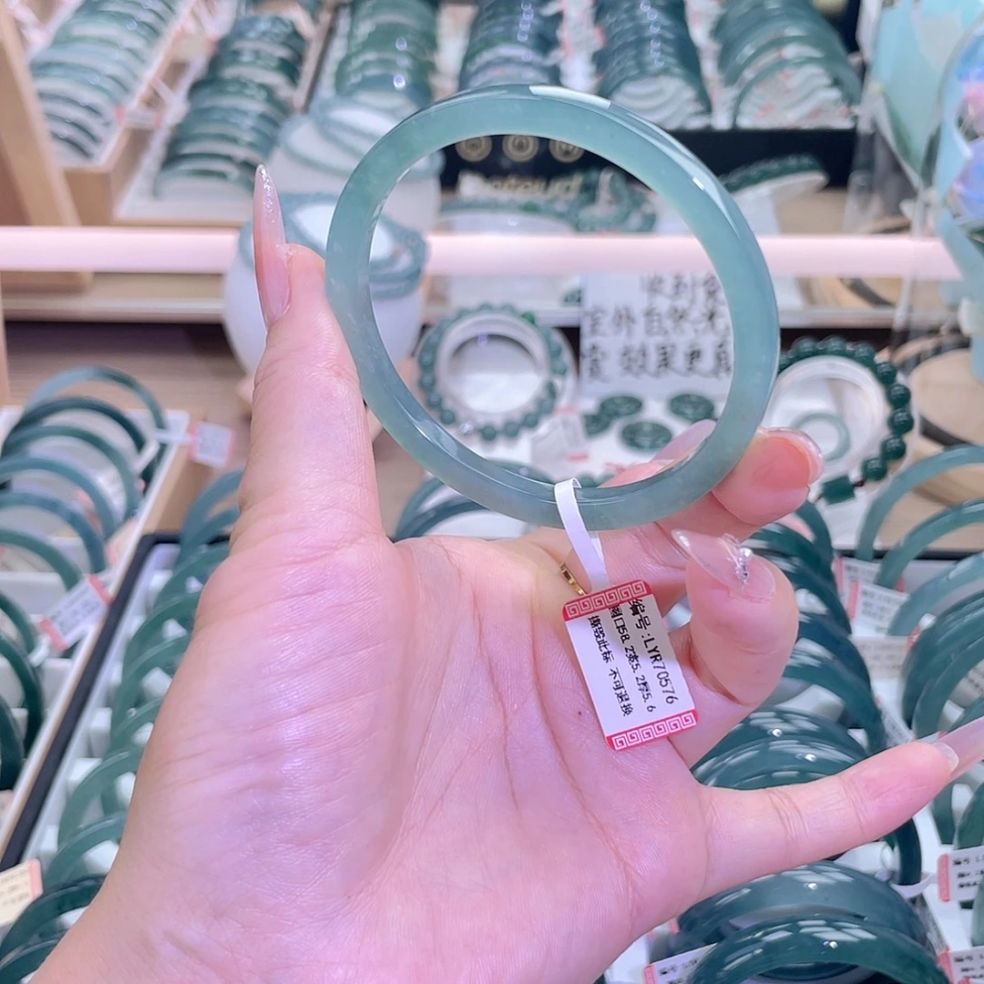 翡翠未镶嵌手镯57-58圈