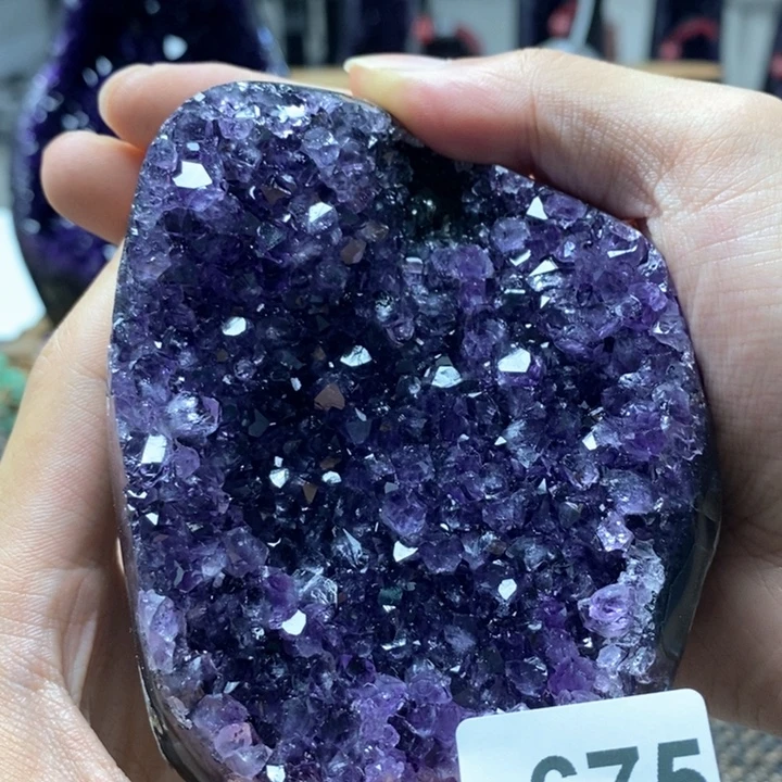 未镶嵌大型摆件（非配饰）水晶