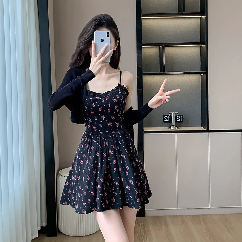 法式夏季新款清新甜美印花吊带日常出门百搭设计感收腰显瘦蓬蓬裙