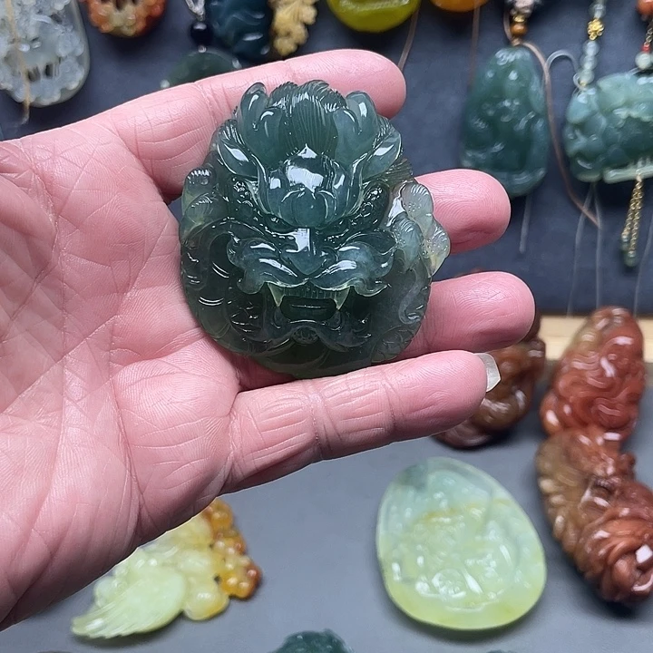 蛇纹石玉未镶嵌挂件