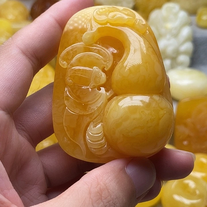 琥珀颈饰未镶嵌琥珀蜜蜡吊坠