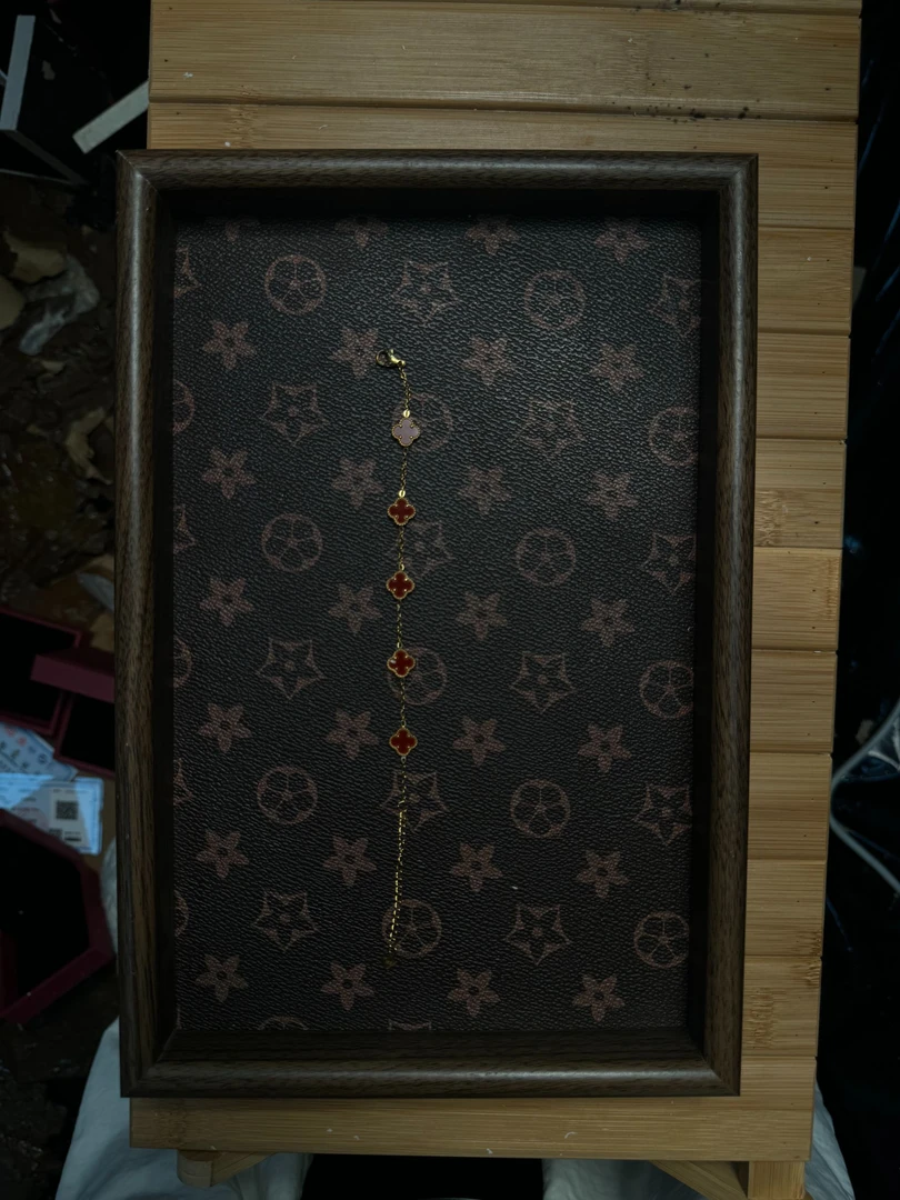 006 mini红色金链 梵家SL 小花四叶草老花盘