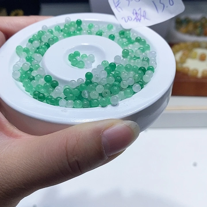 翡翠散珠冰绿卡3➕