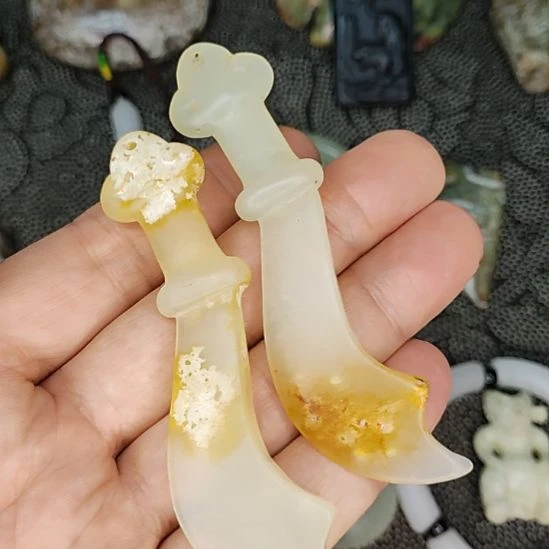 把件龙脊菩提物件优美，欢迎咨询