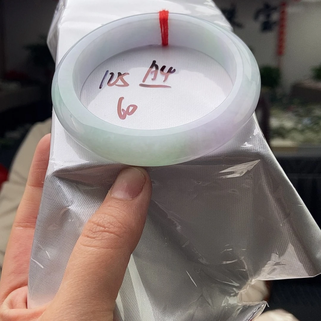 翡翠手镯未镶嵌拍一发一