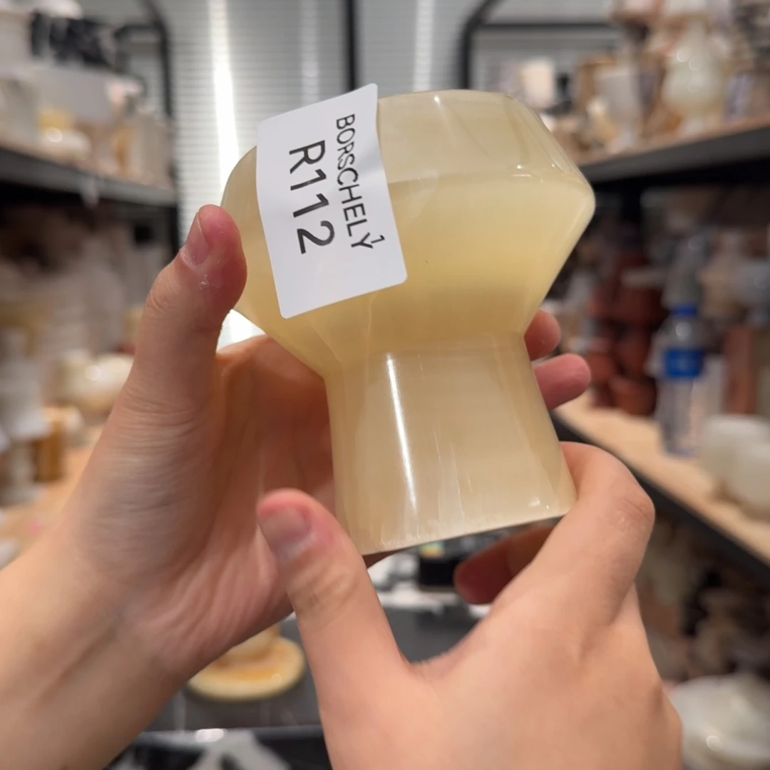 大理石R112。两个亿。