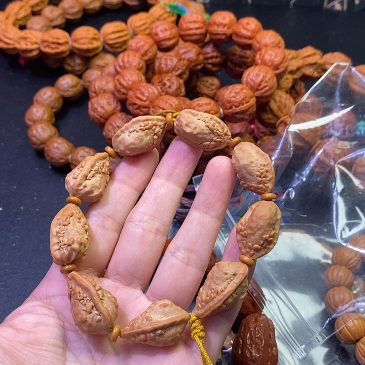 阿***鼎吊坠文玩核桃麒麟角