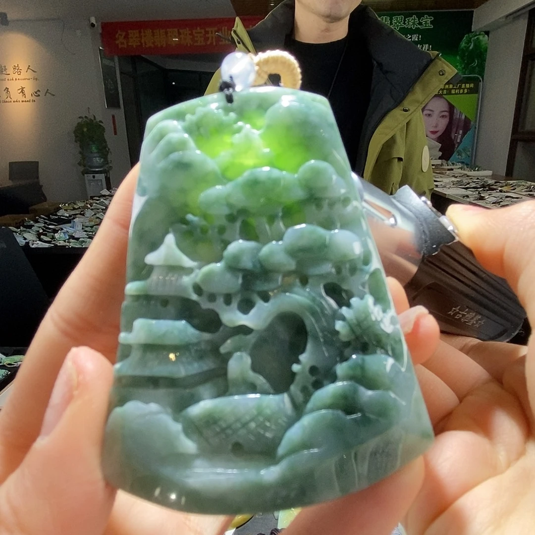 翡翠未镶嵌颈饰翡翠