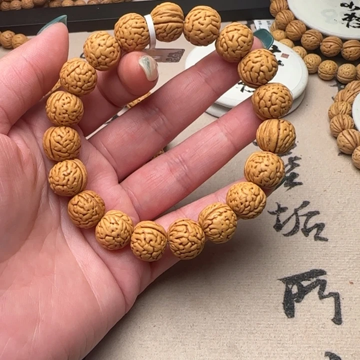 C***9吊坠桃核肉墩墩13