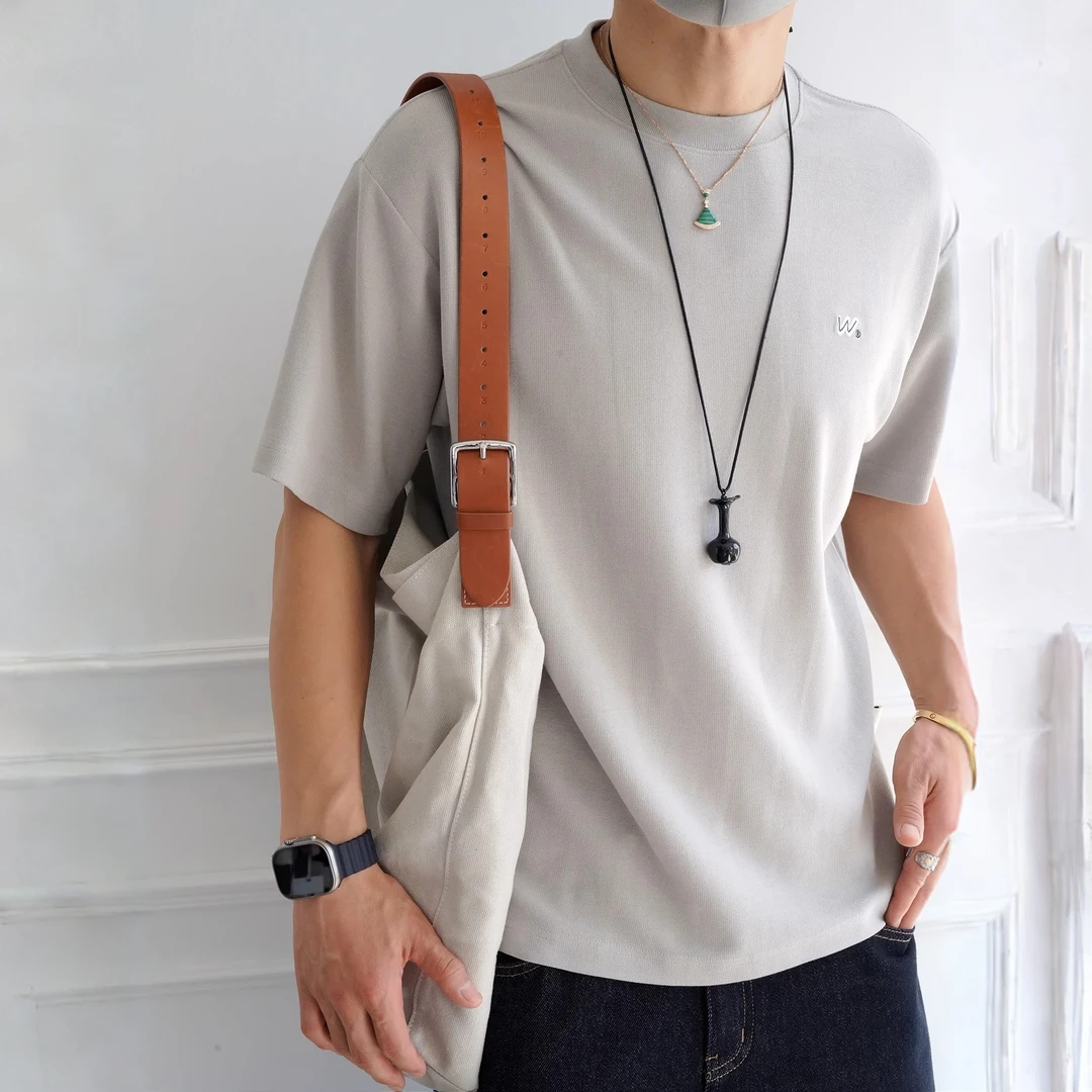 港风休闲简约轻奢字母绣标打底衫男秋冬潮流新款针织圆领短袖T恤