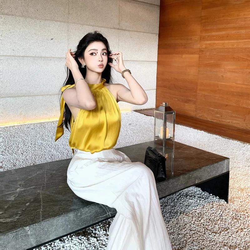 "Lourmarin南法气质"19姆米真丝独家定染申布伦黄 浪漫绳结上衣